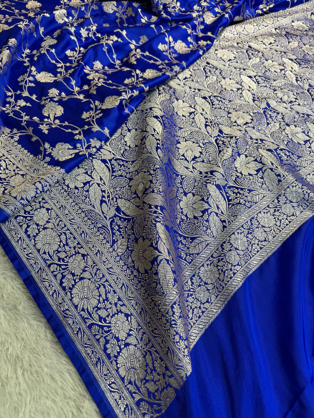 Royal Blue Mashru Satin Silk Saree with Intricate Jaal Weaving