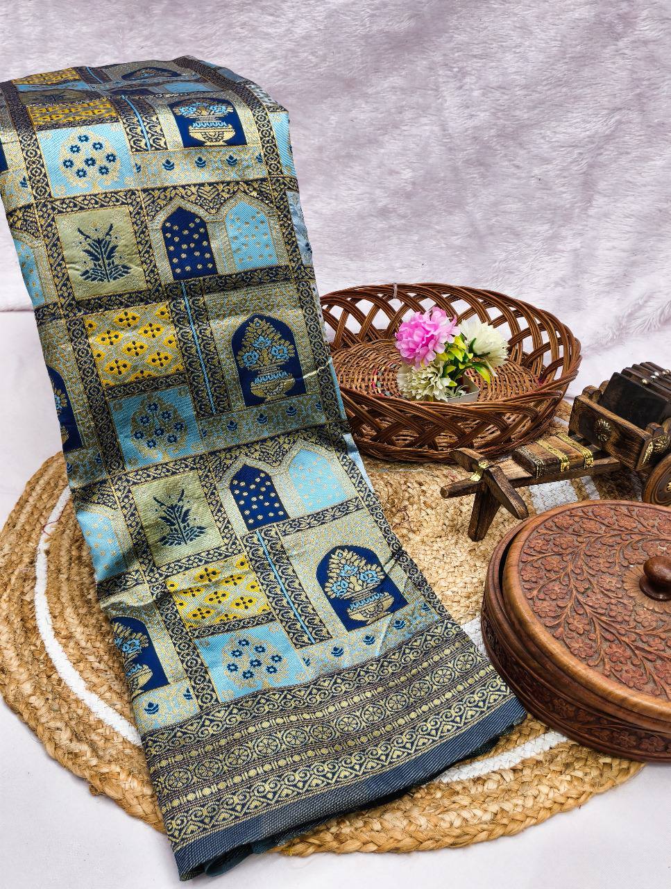 Presenting Enchanting Yet Breathable Organic Banarasi Sarees For Intimate And Big Fat Indian Wedding