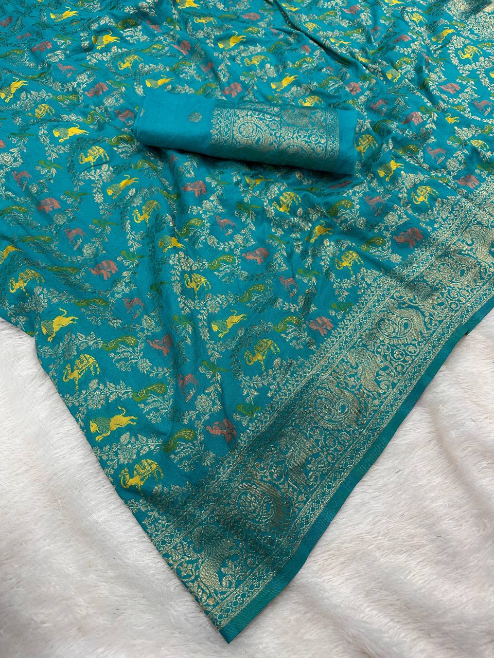 Pure Naylon kadi Creap Georgette jangal theem meenakari jaqurad weveing body ,border with Rich pallu