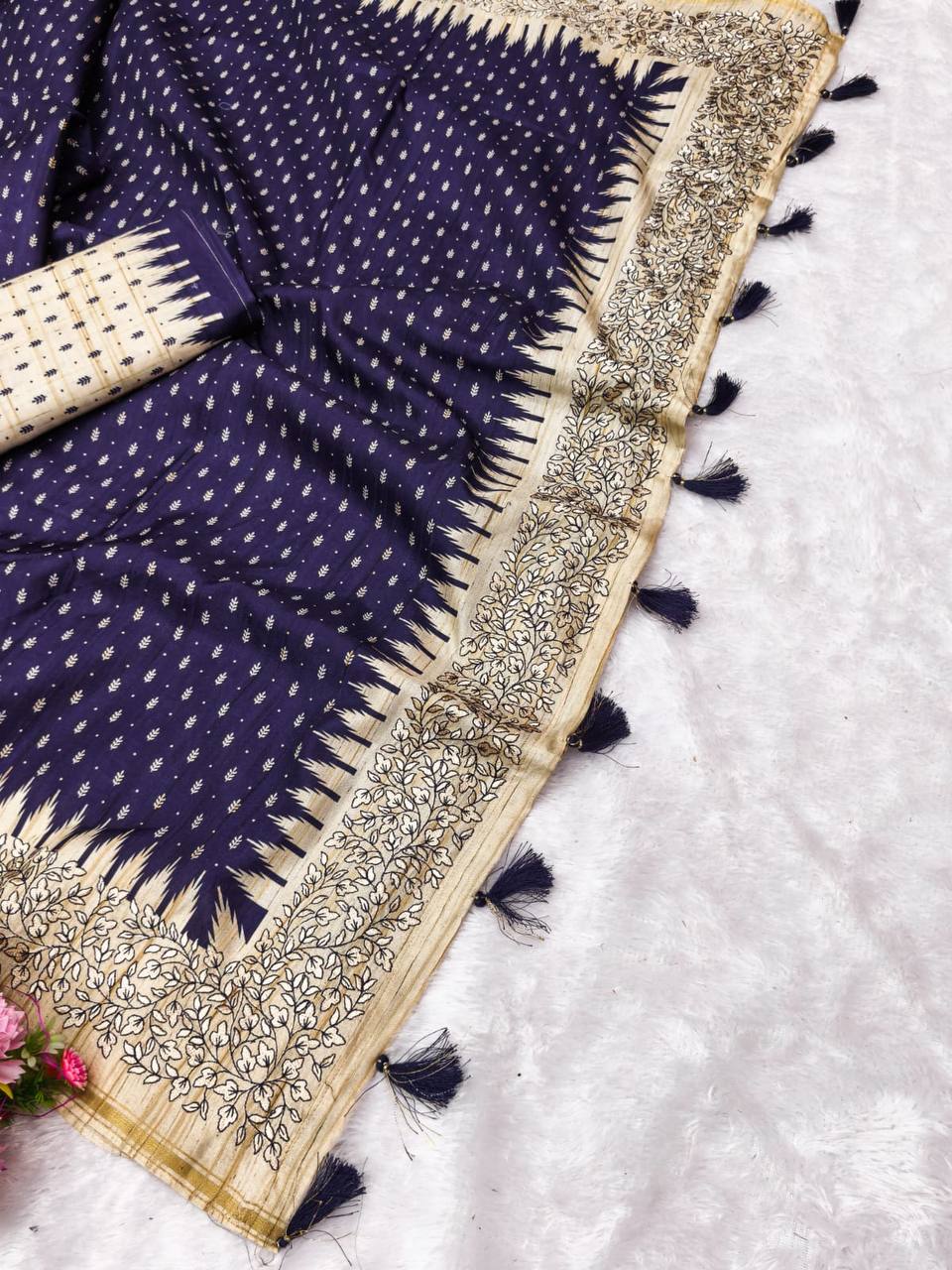 Women's Designer Premium Banarasi Soft Silk Saree