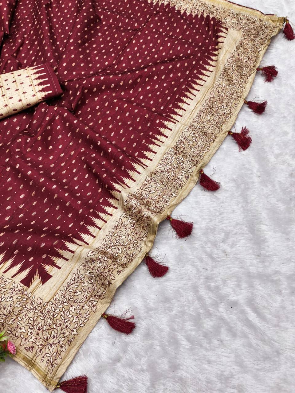 Women's Designer Premium Banarasi Soft Silk Saree