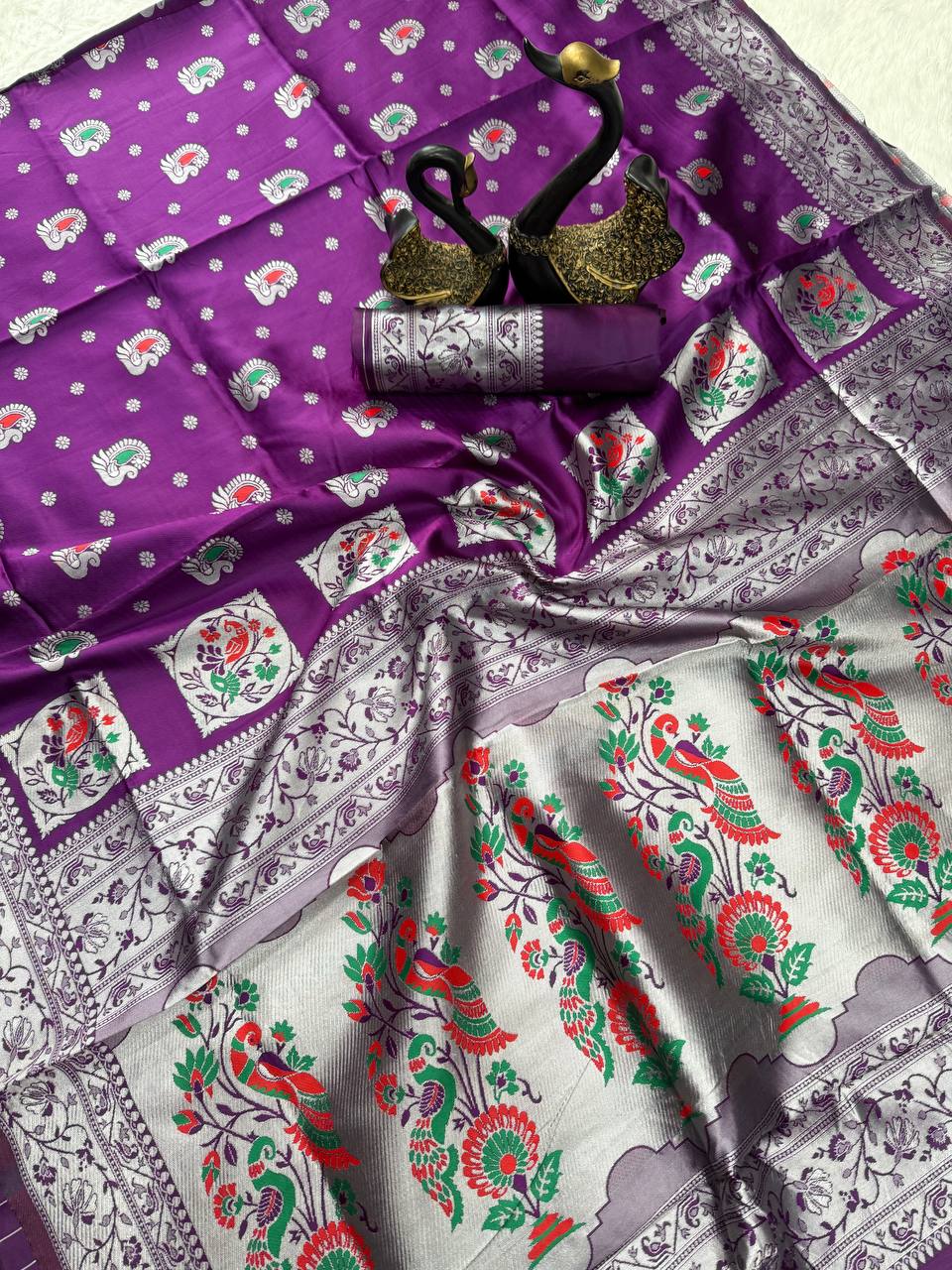 Paithani  purpul Silk Saree With Zari Weaving Work Indian Paithani Saree