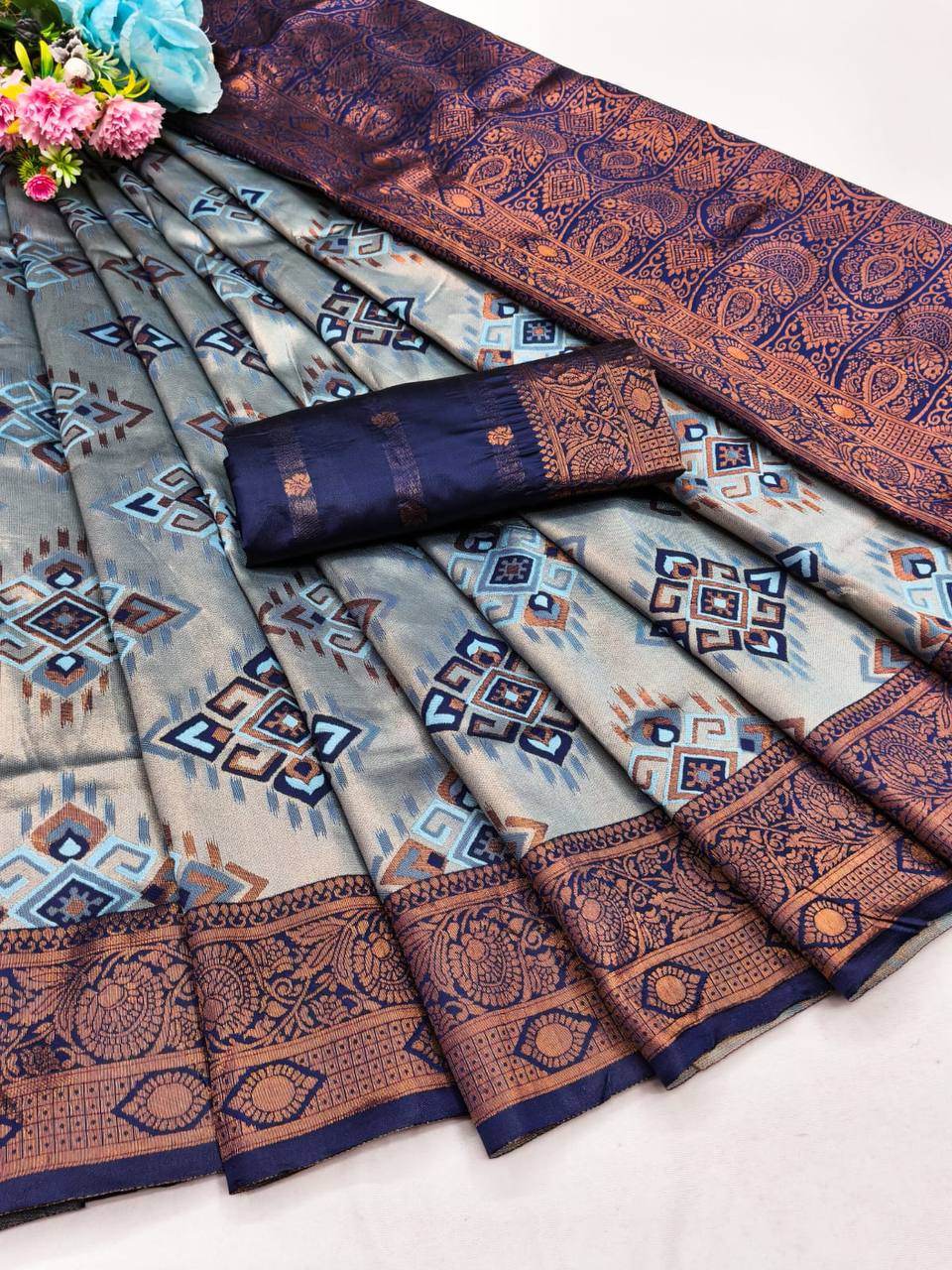 SOFT AND PURE BANARASI SILK WITH FLOWERS AND MINA GOLD SAREE DESIGN - SKYE BLUE