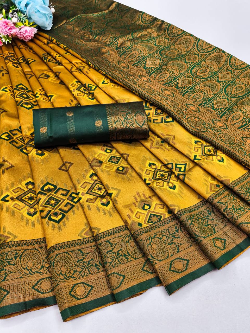 SOFT AND PURE BANARASI SILK WITH FLOWERS AND MINA GOLD SAREE DESIGN - DOLD