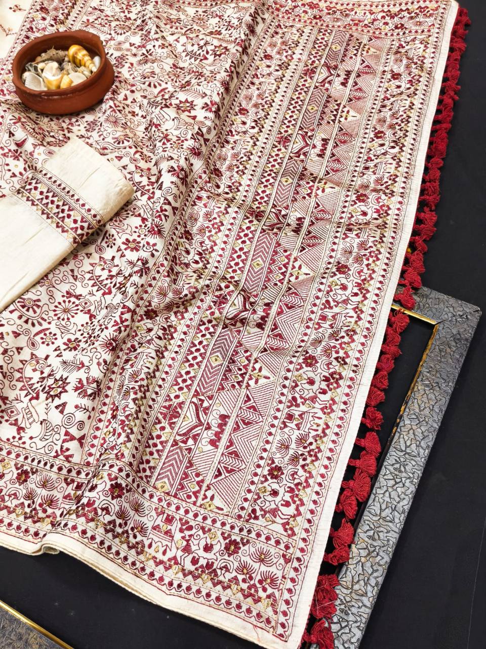 Mesmeric Embroidery Work Tussar Silk Saree With Classic Blouse  red