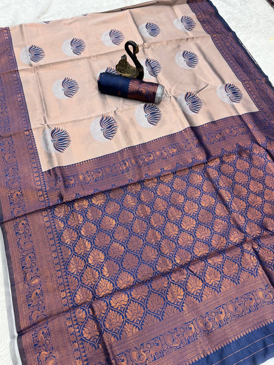 Inspiring Beige and Blue Soft Silk Saree With Murmurous Blouse Piece