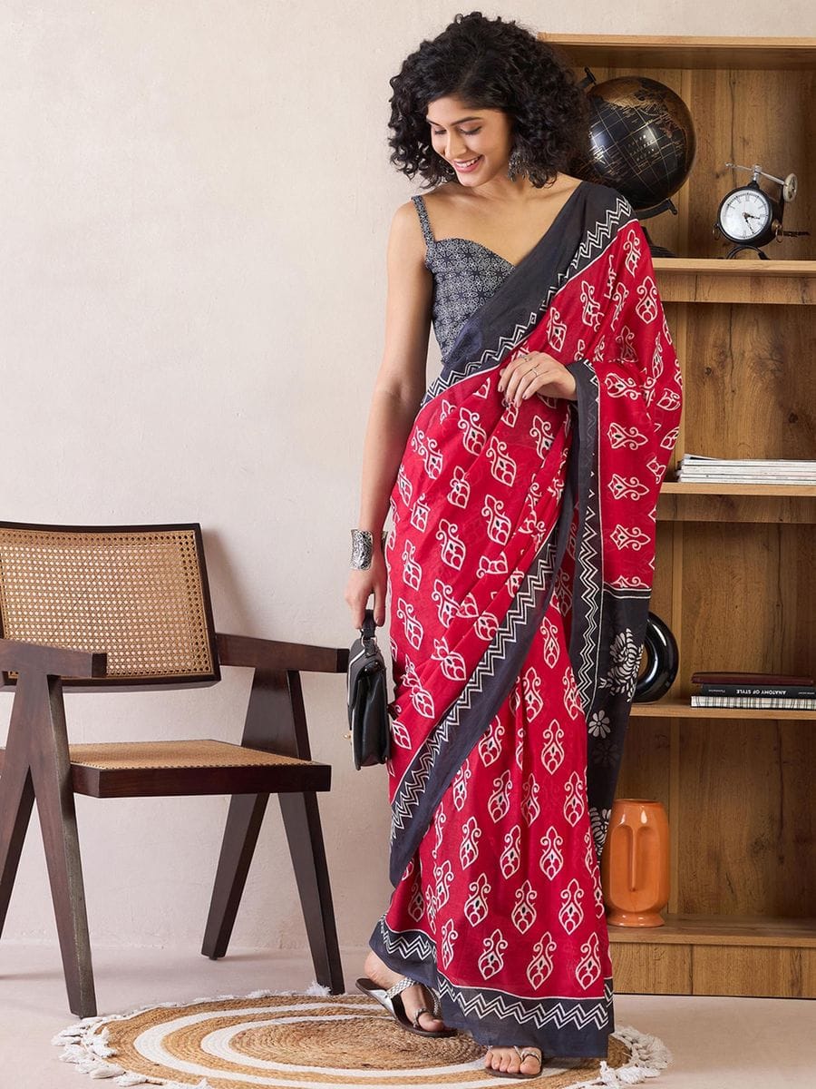 New One Minute Ready To Wear Pure Soft Mul Cotton Silk Parrot Saree With Pocket Along With Running Unstiched Blouse Piece