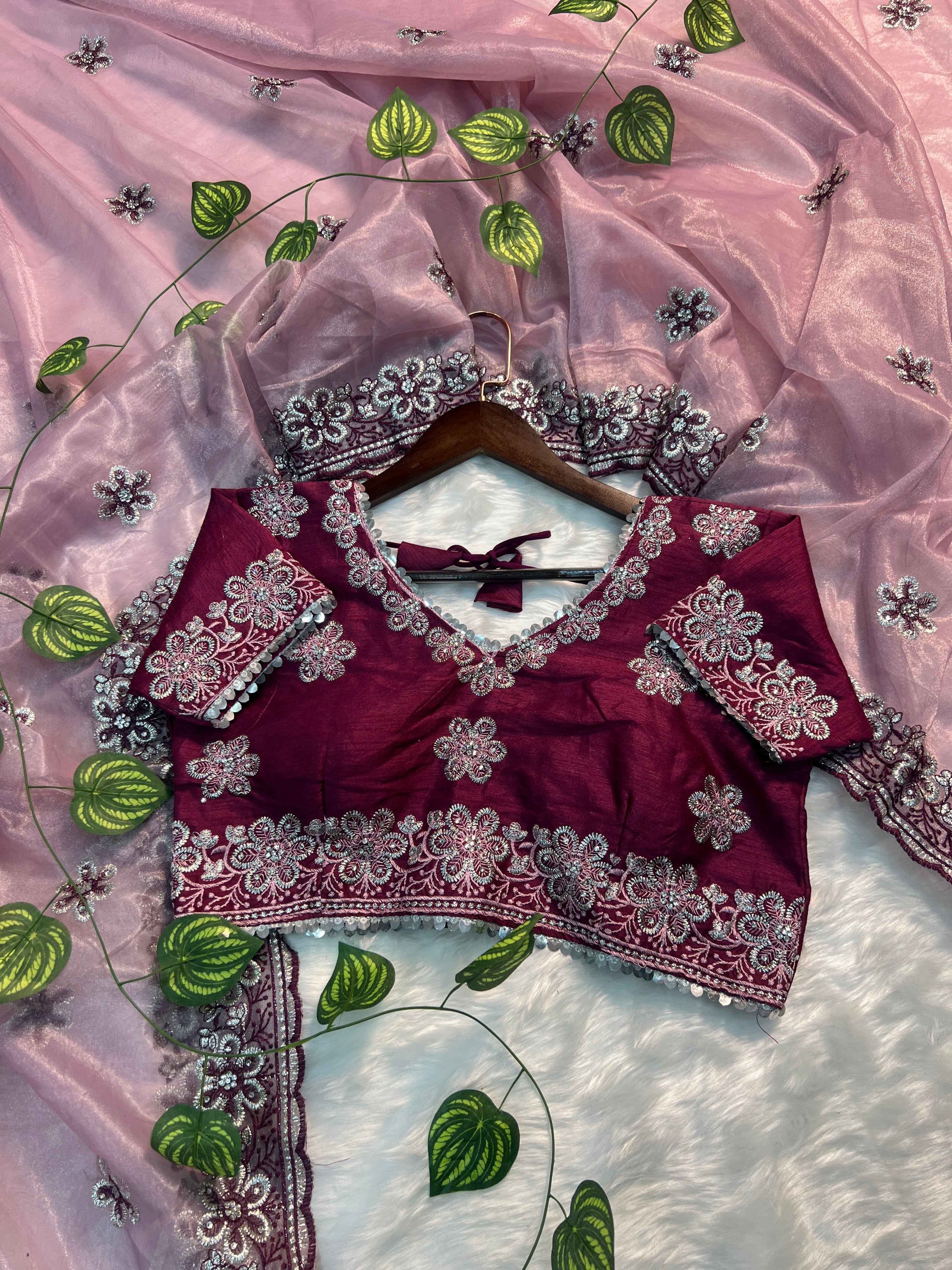 beautiful Designers party wear soft silk fabric On Beautiful border Embroidery work Saree