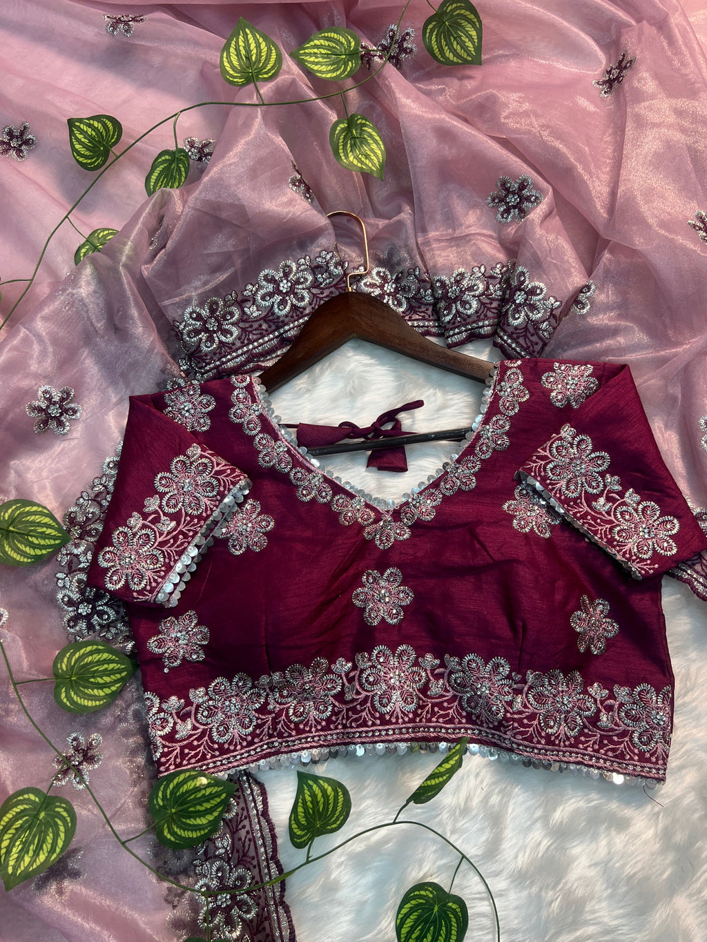 beautiful Designers party wear soft silk fabric On Beautiful border Embroidery work Saree