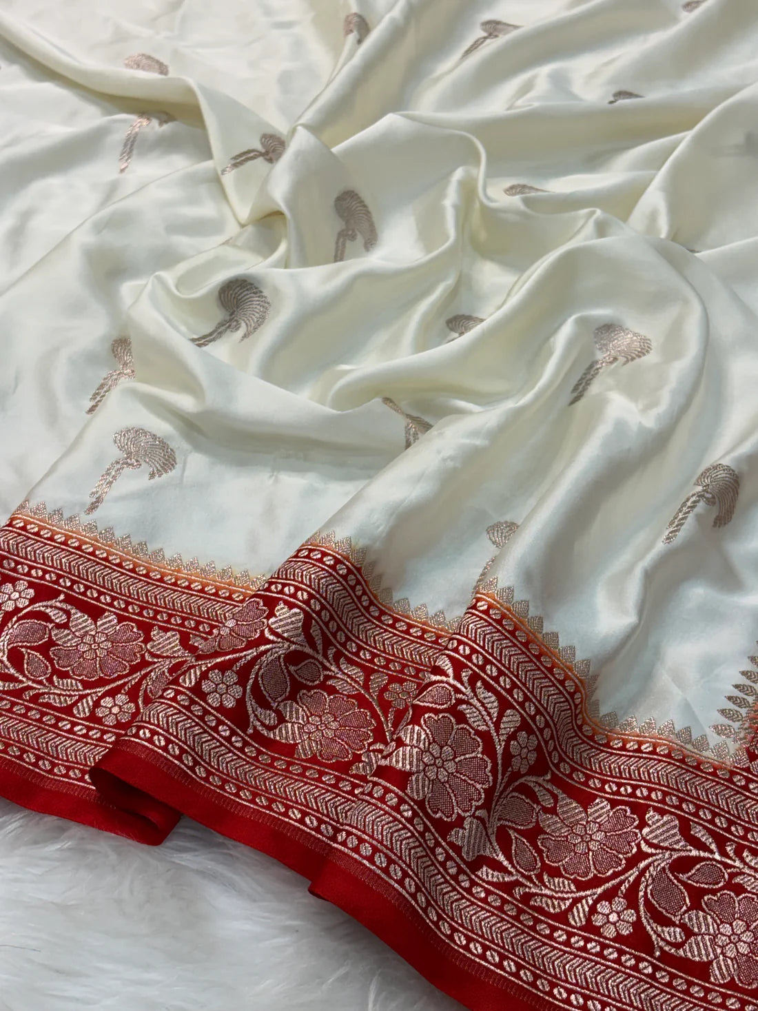 White Pure Banarasi Mashru Katan Silk Saree