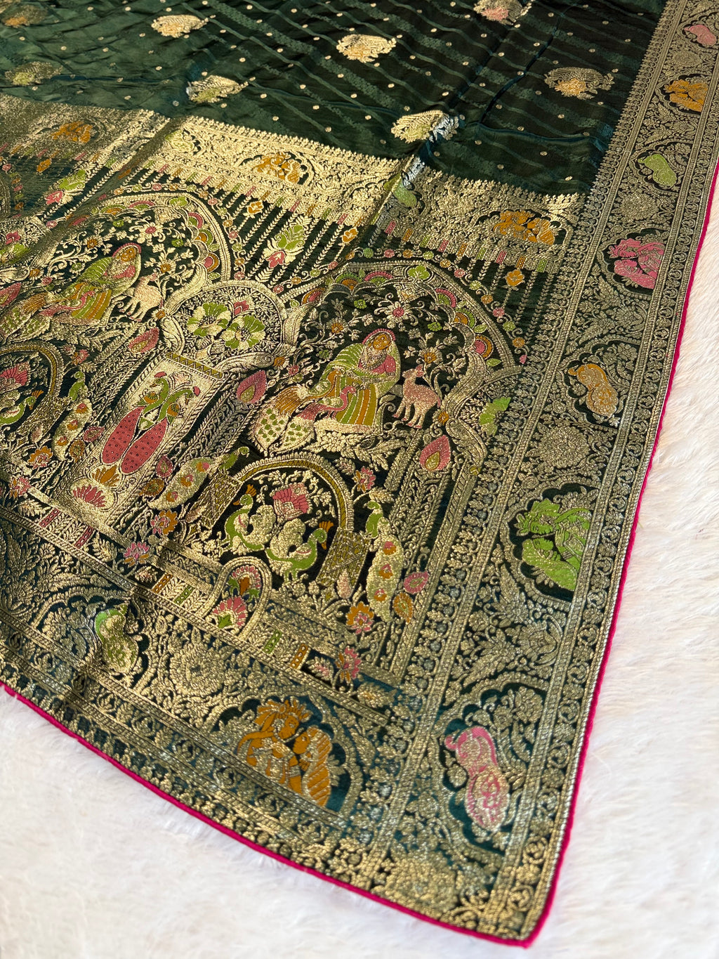 Ethnic Queen Designer Saree with Rich Pallu and Classic Cultural Grace