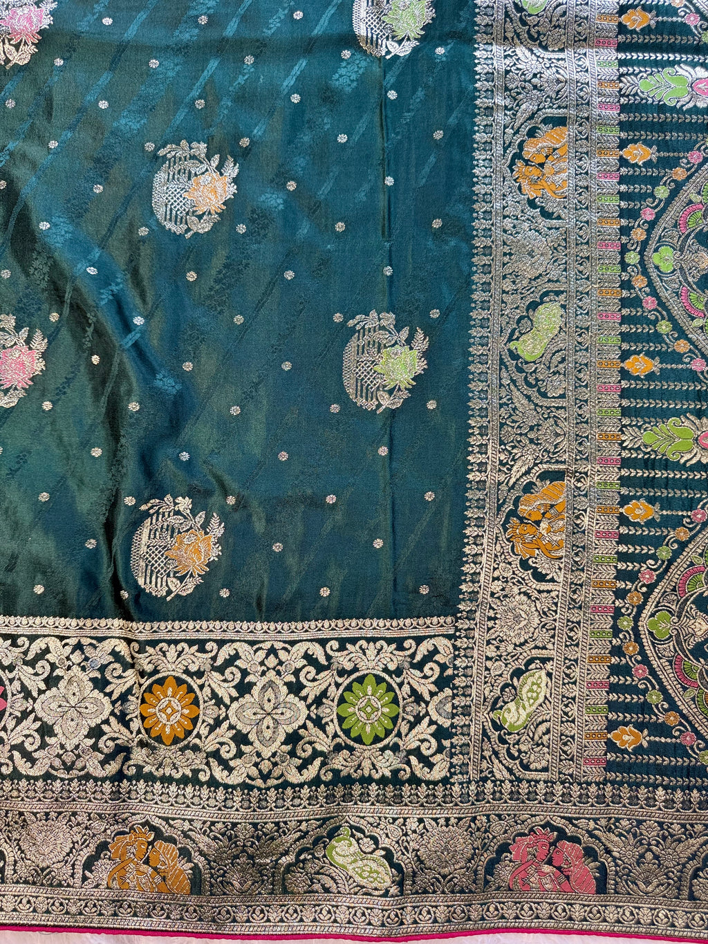 Ethnic Queen Designer Saree with Rich Pallu and Classic Cultural Grace