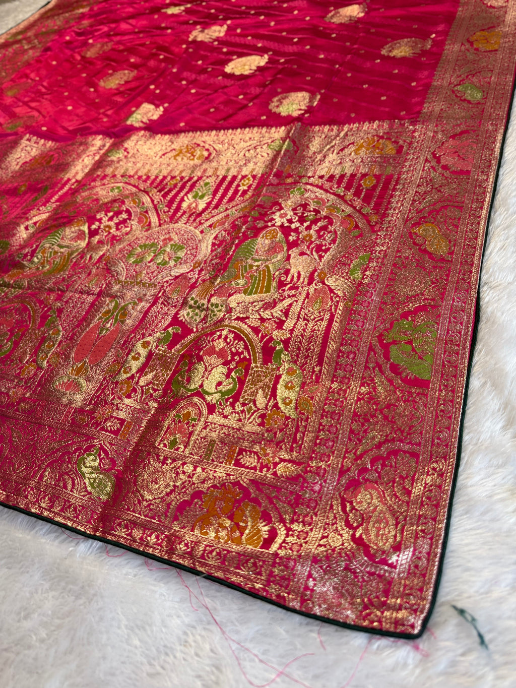 Ethnic Queen Designer Saree with Rich Pallu and Classic Cultural Grace