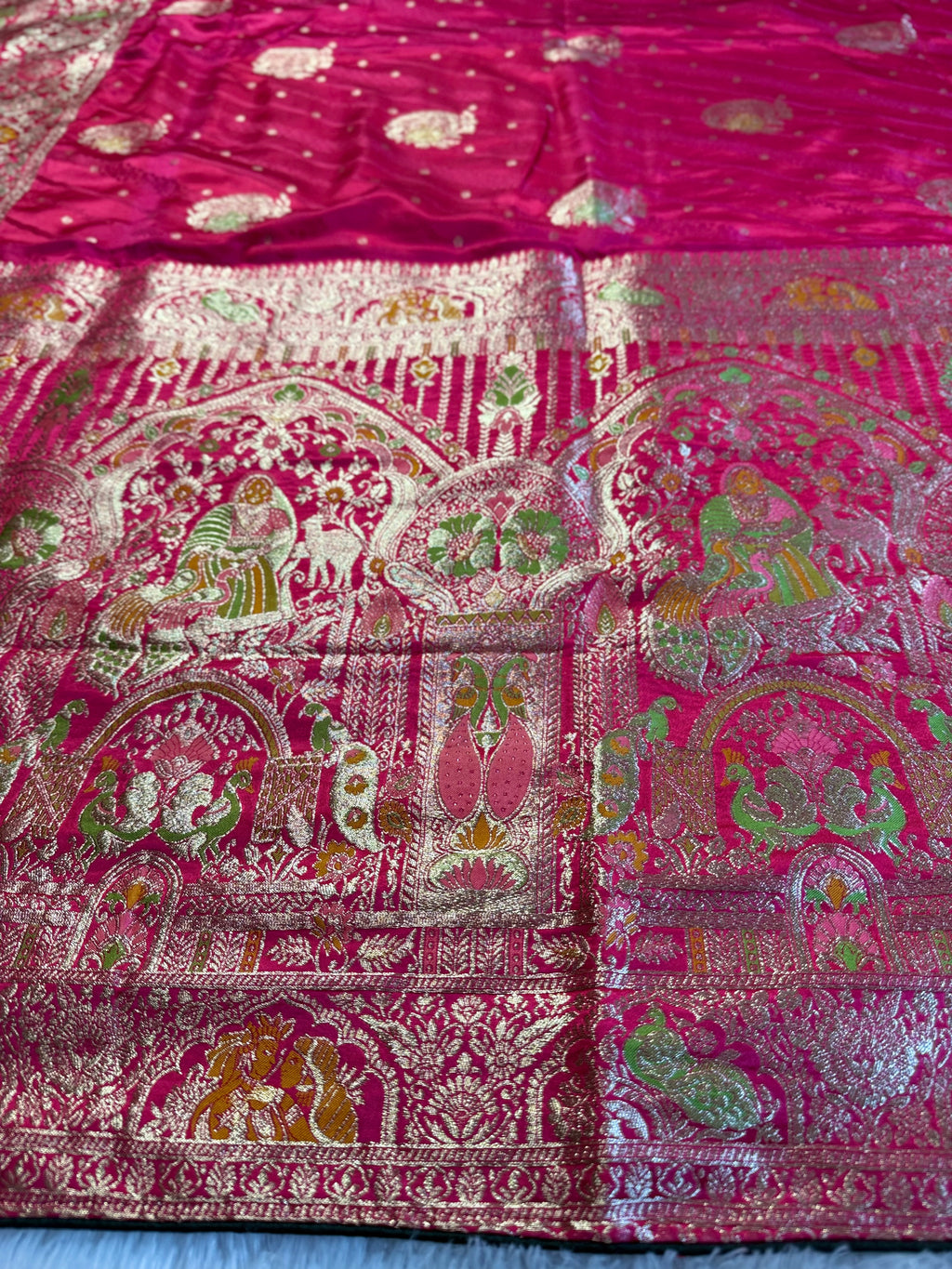 Ethnic Queen Designer Saree with Rich Pallu and Classic Cultural Grace