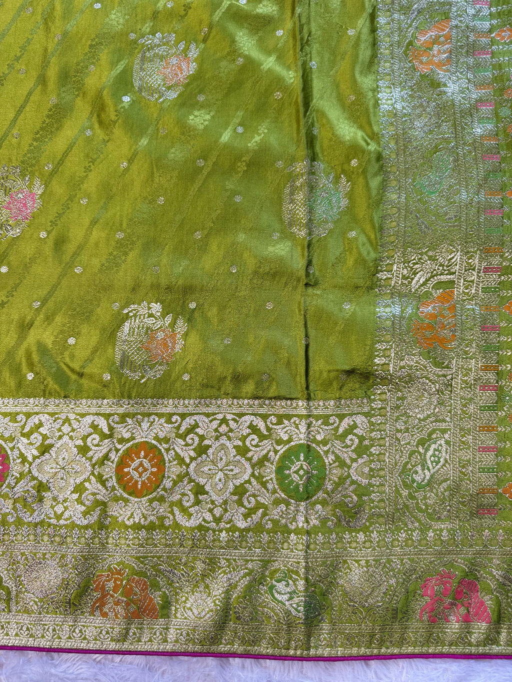 Ethnic Queen Designer Saree with Rich Pallu and Classic Cultural Grace