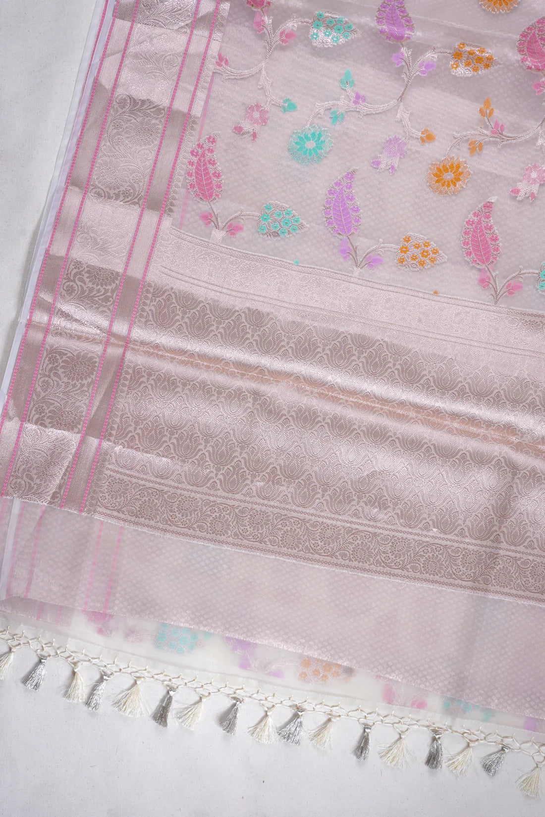 Ivory Organza Banarasi Tilfi Minakari Jaal Saree