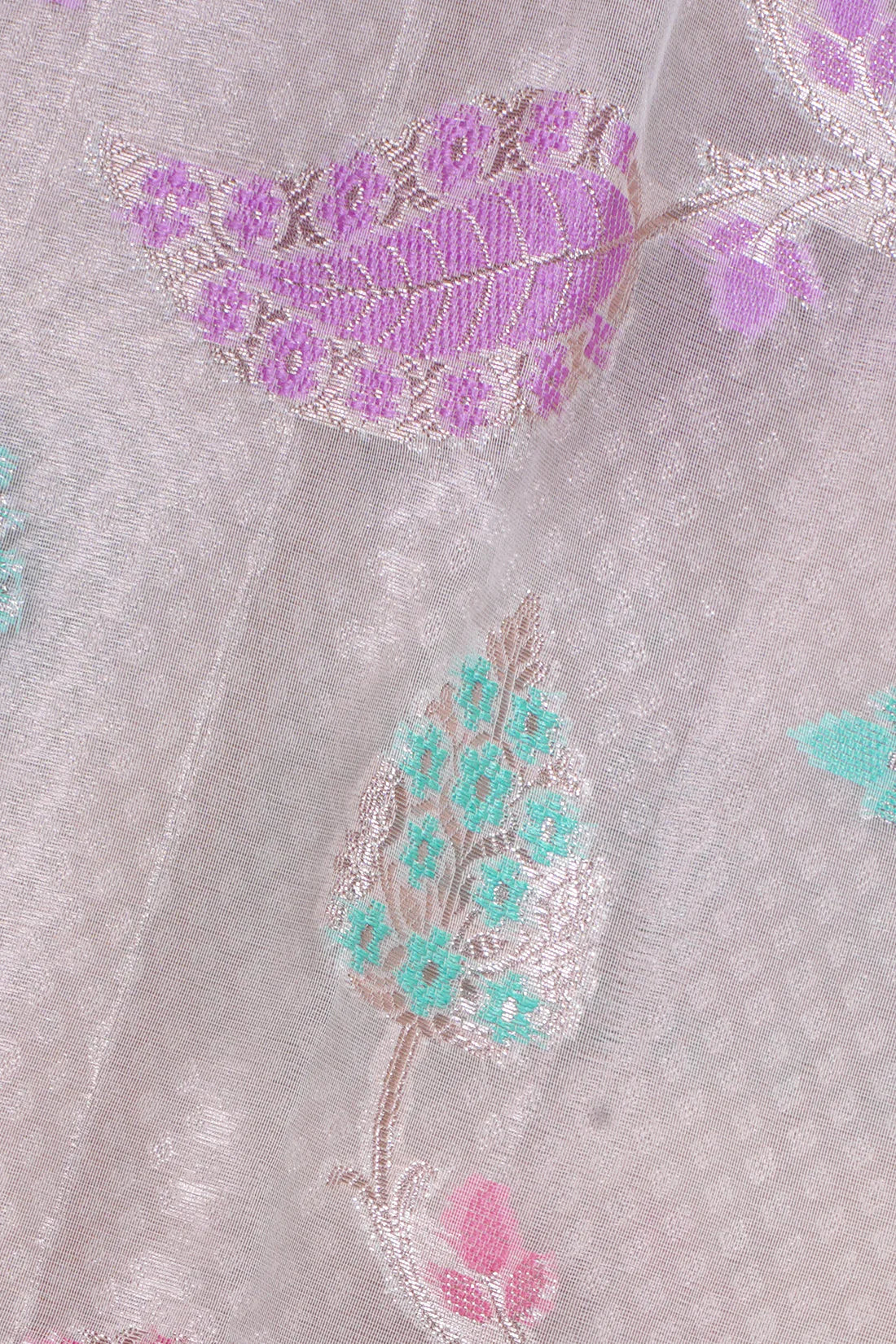 Ivory Organza Banarasi Tilfi Minakari Jaal Saree
