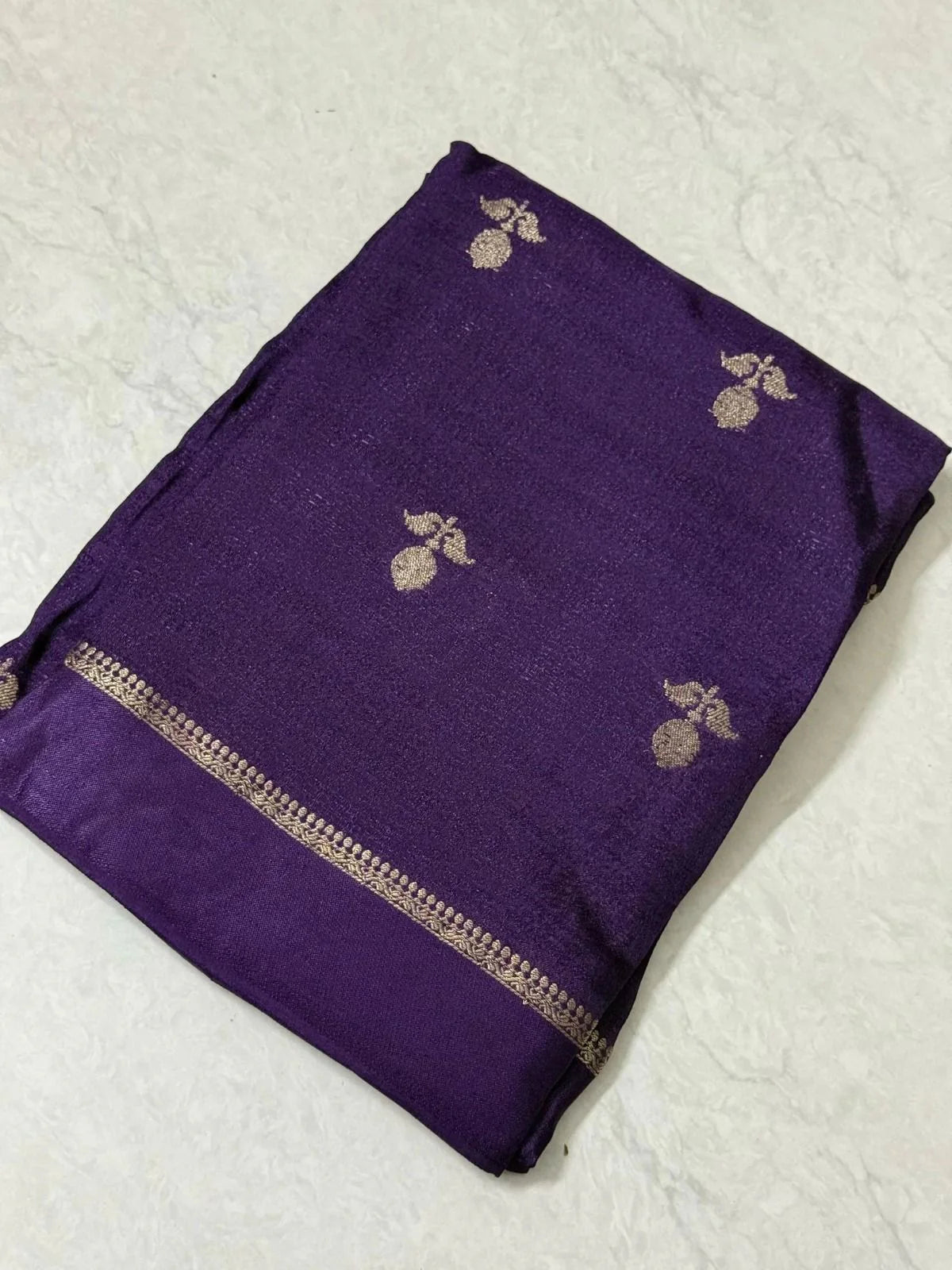 Purple Pure Soft Viscose Silk Jacquard n Satin Border Fancy Designer Saree With Blouse Piece