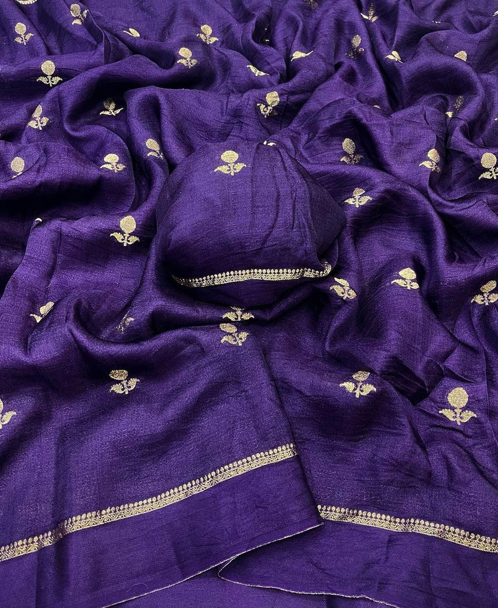 Pure Soft Viscose Silk Jacquard n Satin Border Fancy Designer Saree With Blouse Piece