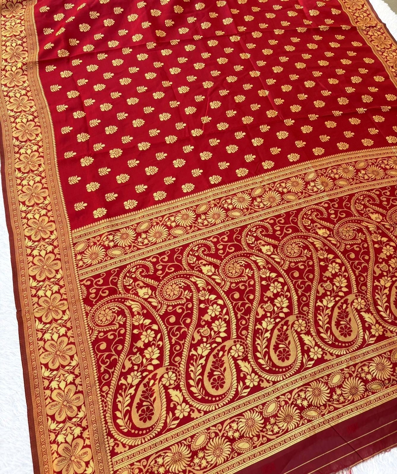 Maroon Golden Zari Woven Kanjivaram Soft Silk Saree