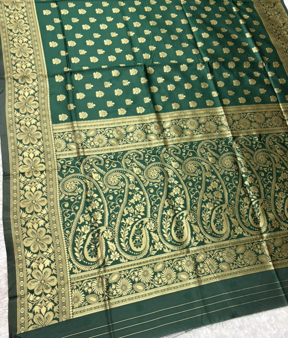 Maroon Golden Zari Woven Kanjivaram Soft Silk Saree