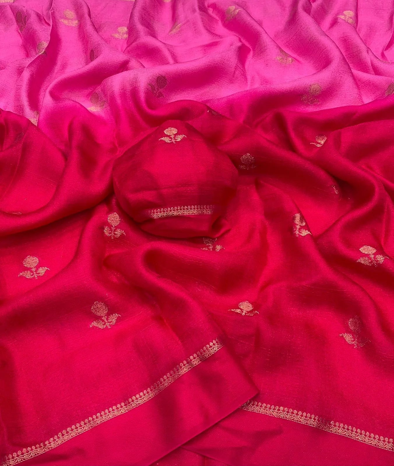 Light Pink Festive Wear Pure Soft Viscose Silk Jacquard n Satin Border Fancy Designer Saree With Blouse Piece
