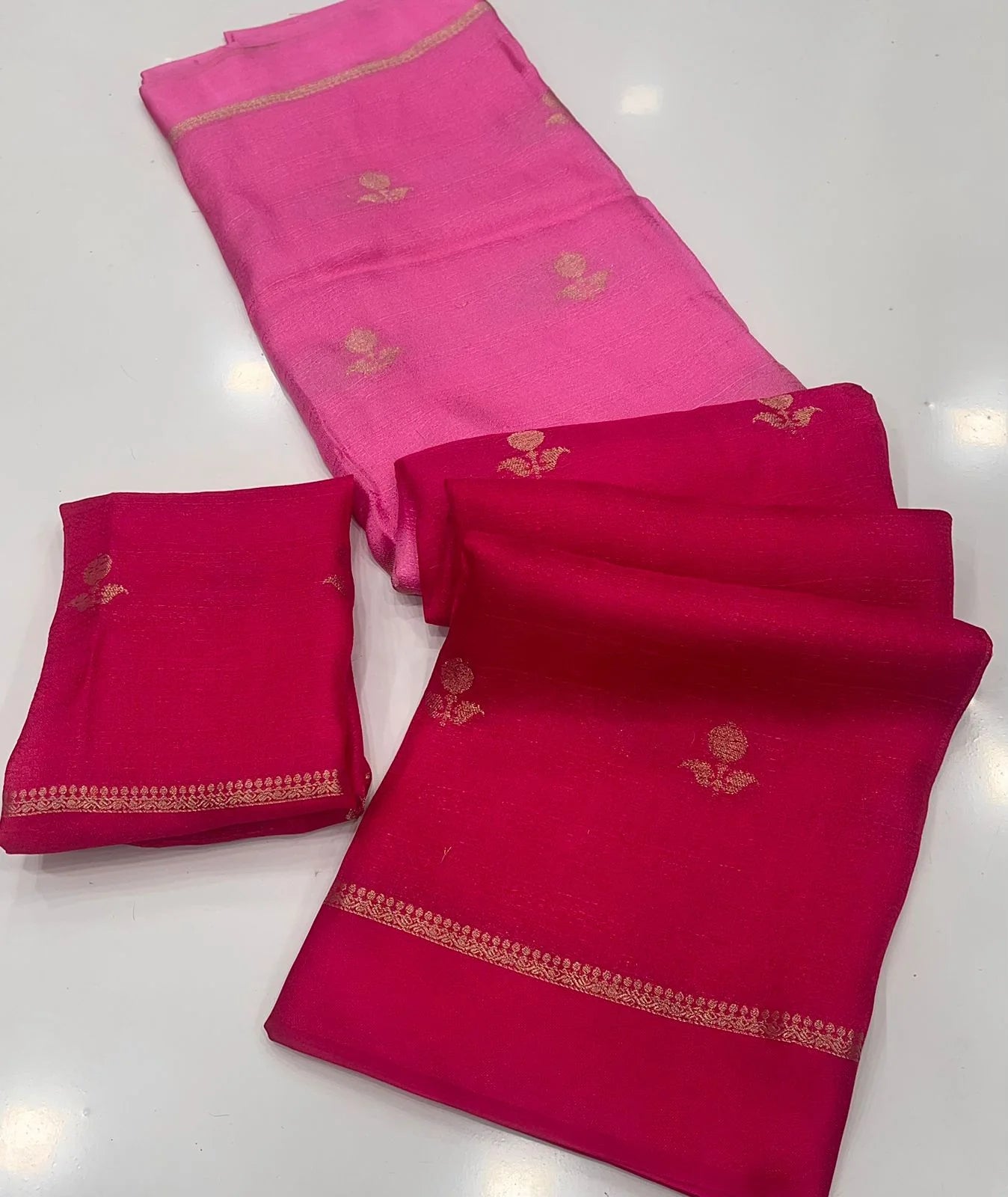 Light Pink Festive Wear Pure Soft Viscose Silk Jacquard n Satin Border Fancy Designer Saree With Blouse Piece