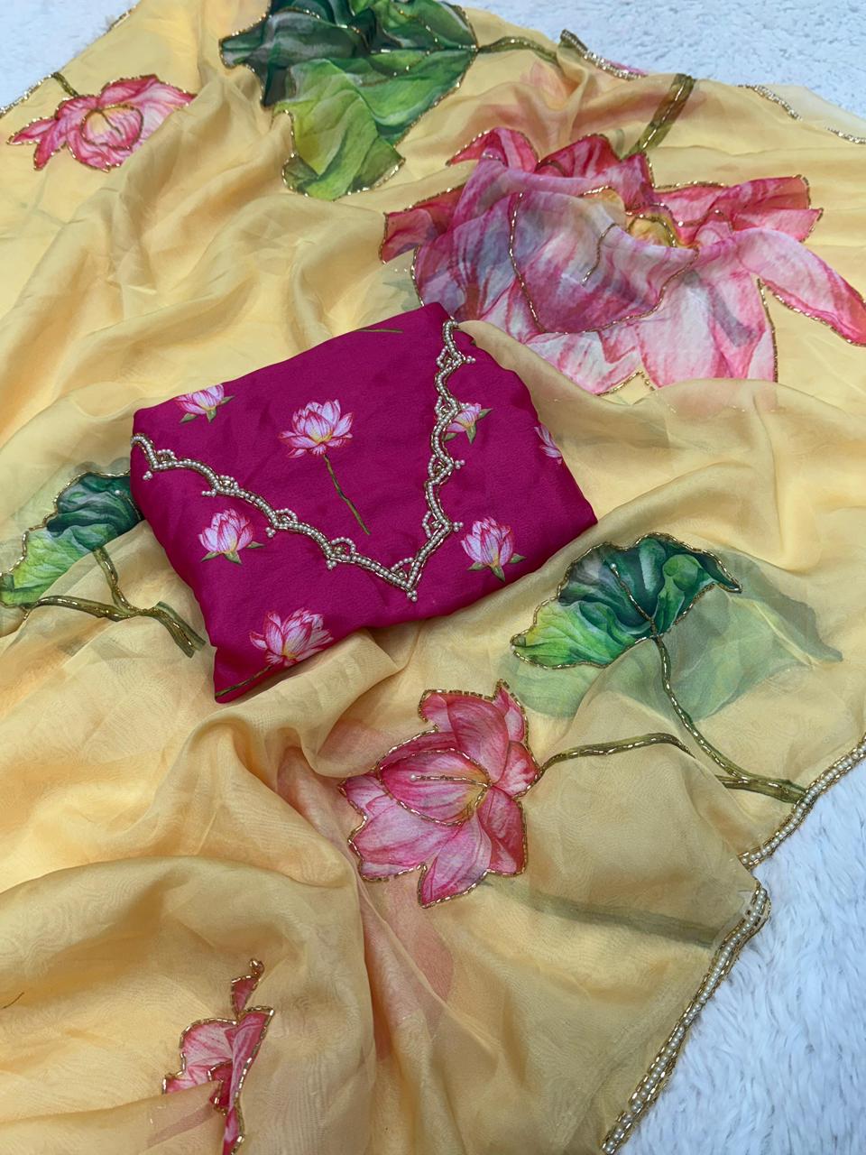 Blooming Sunshine Saree 🌸