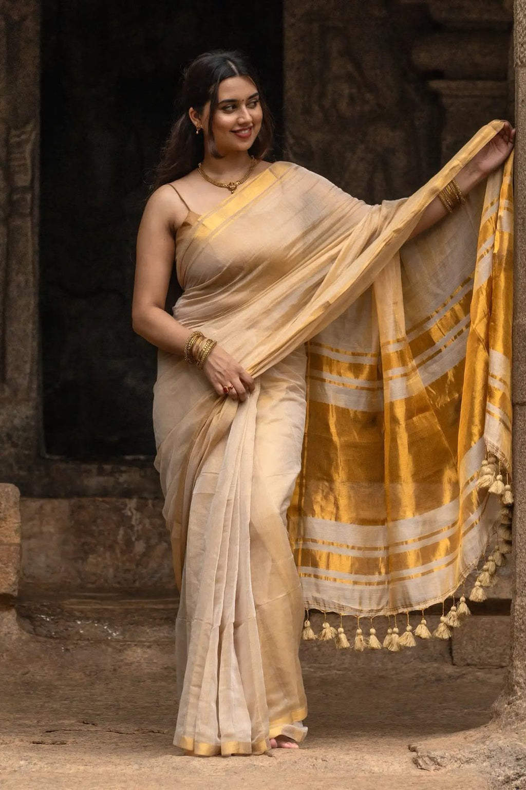 Royal Golden Zari Cream Saree - CREAM