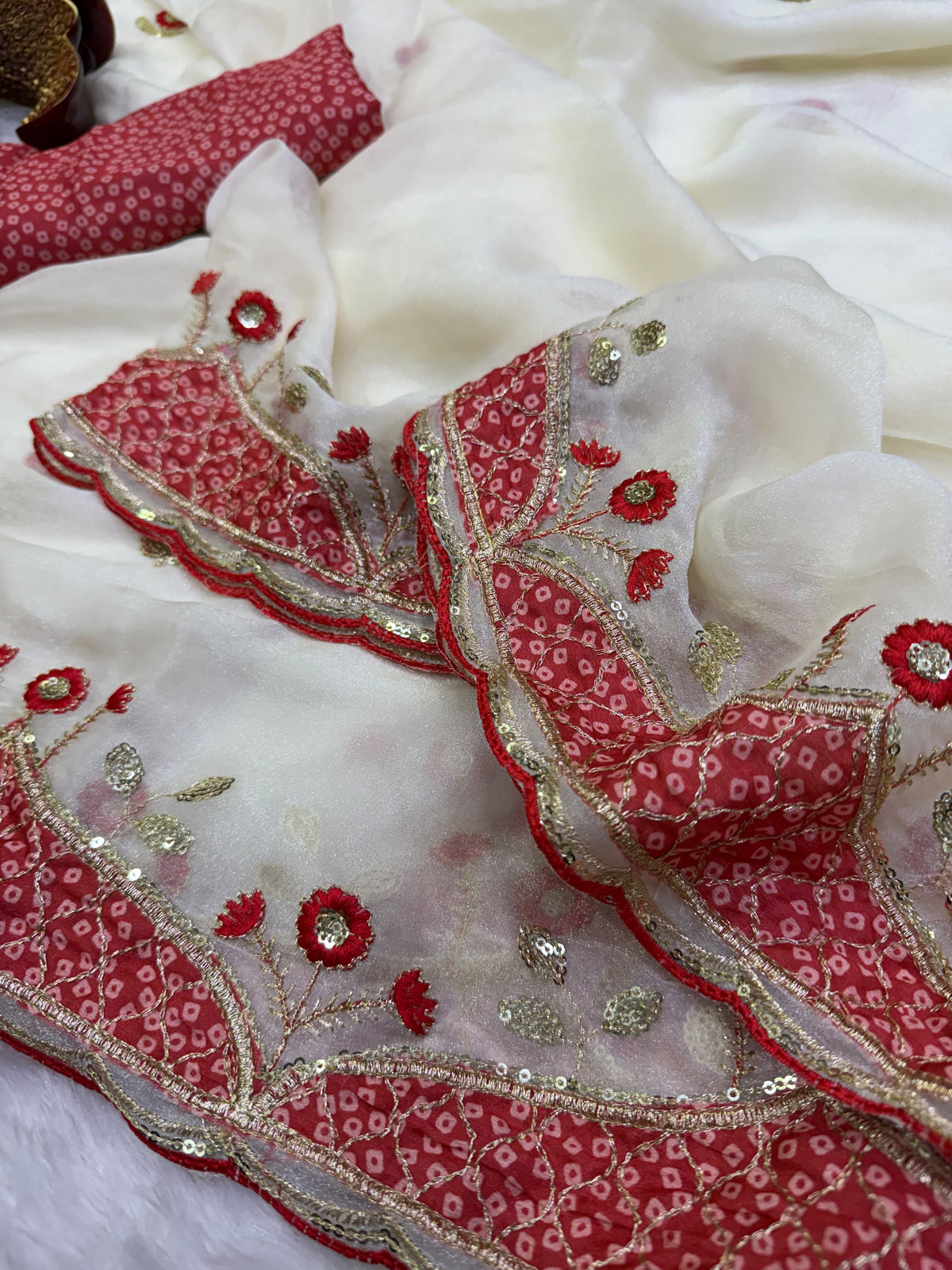 Elegant White & Red Floral Embroidered Organza Saree with Designer Border & Matching Handwork Blouse