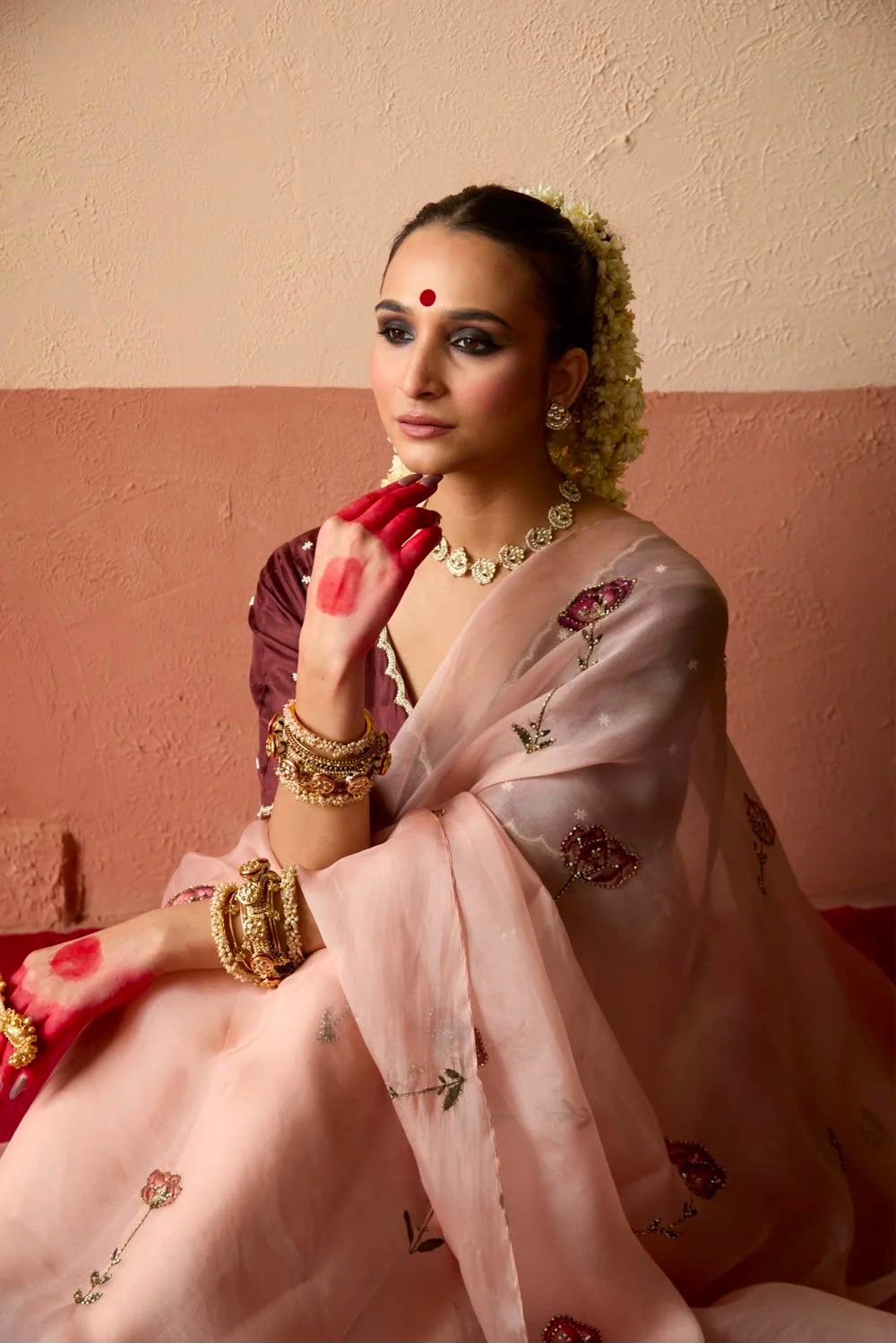 Celebrity Style Cutdana Handwork Tabi Organza Saree