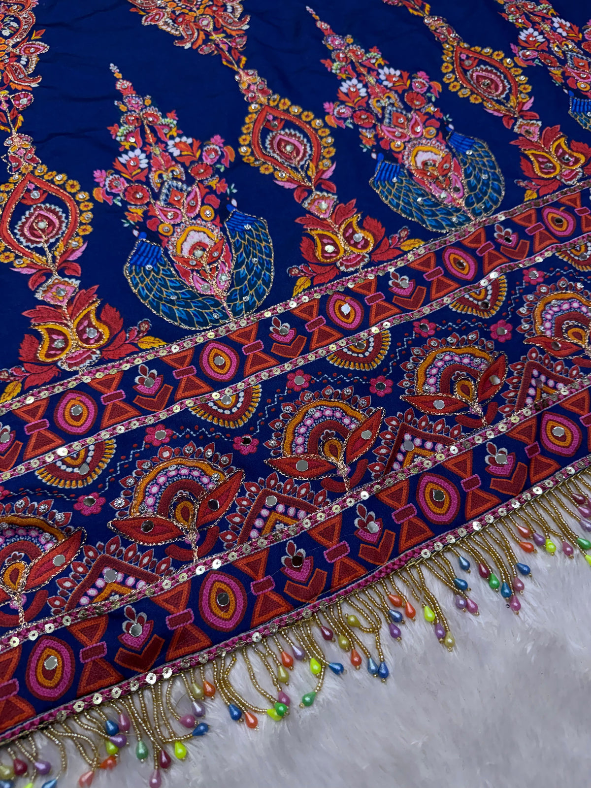 Royal Hand Mirror & Zari Chinnon Designer Saree