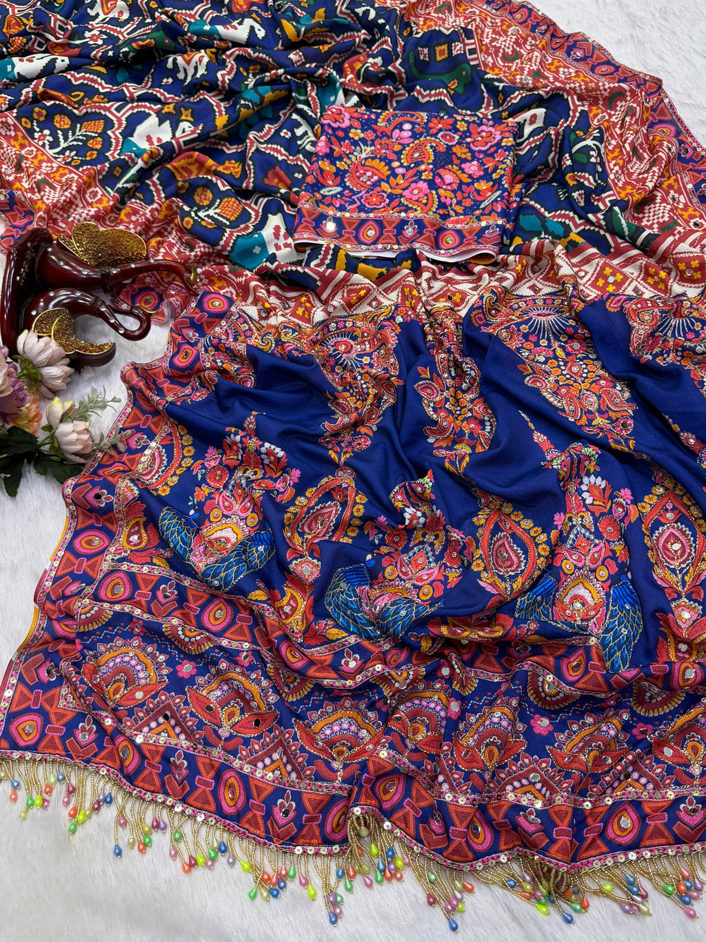 Royal Hand Mirror & Zari Chinnon Designer Saree