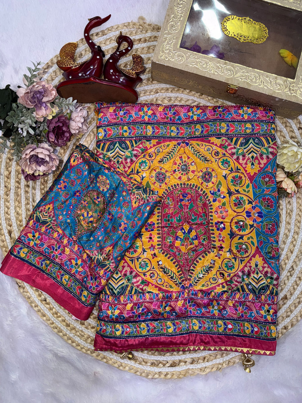 Royal Multicolor Floral Kalamkari-Inspired Printed Saree with Intricate Traditional Motifs & Designer Border