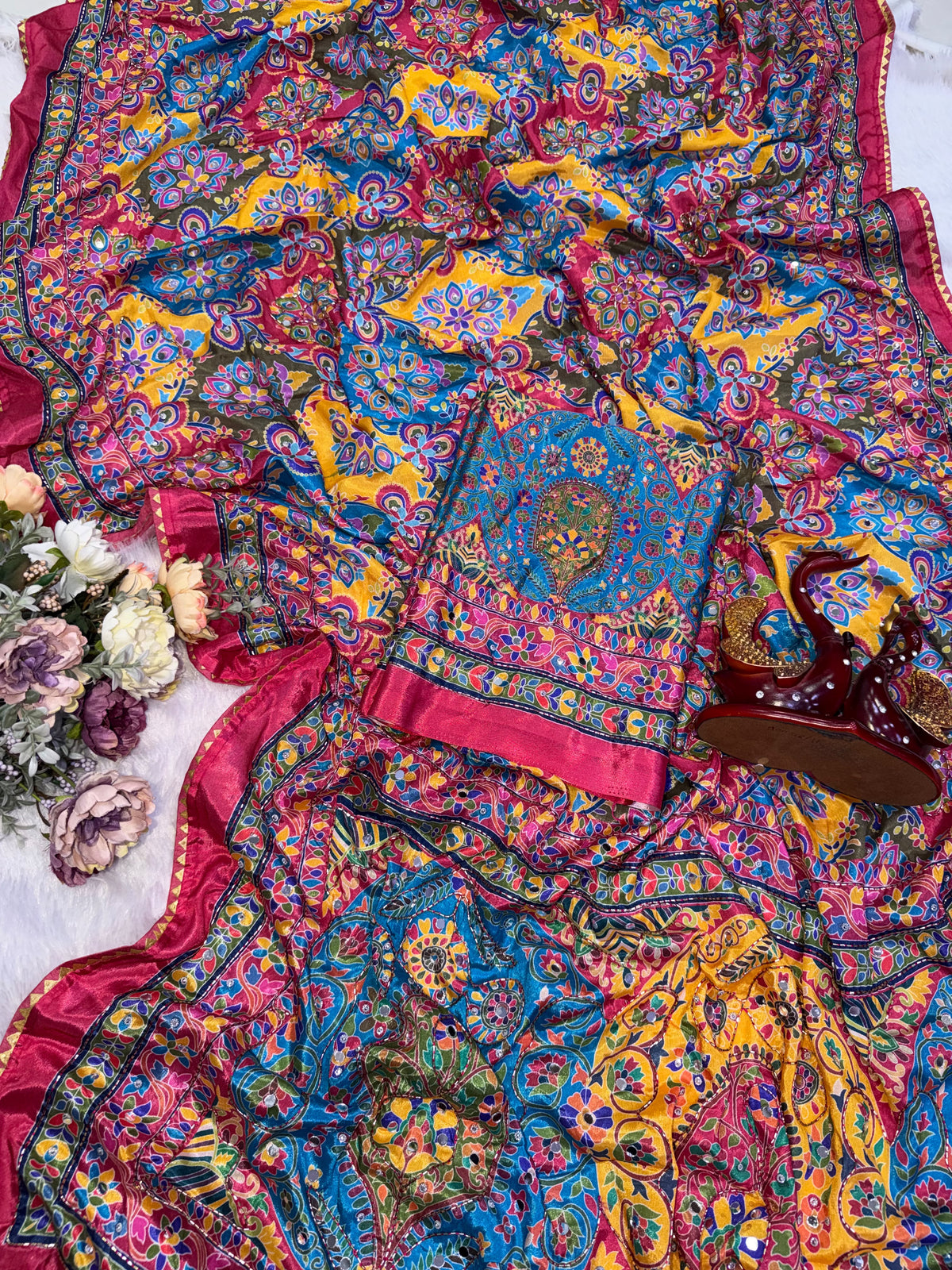 Royal Multicolor Floral Kalamkari-Inspired Printed Saree with Intricate Traditional Motifs & Designer Border