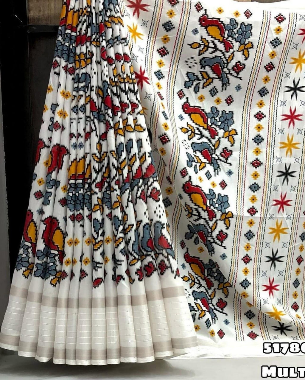 White Dola Silk Soft Saree With Blouse Piece