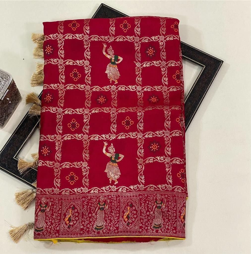 Dola Silk Weaving Saree With Rich Zari Woven Pallu With Fancy Tassels