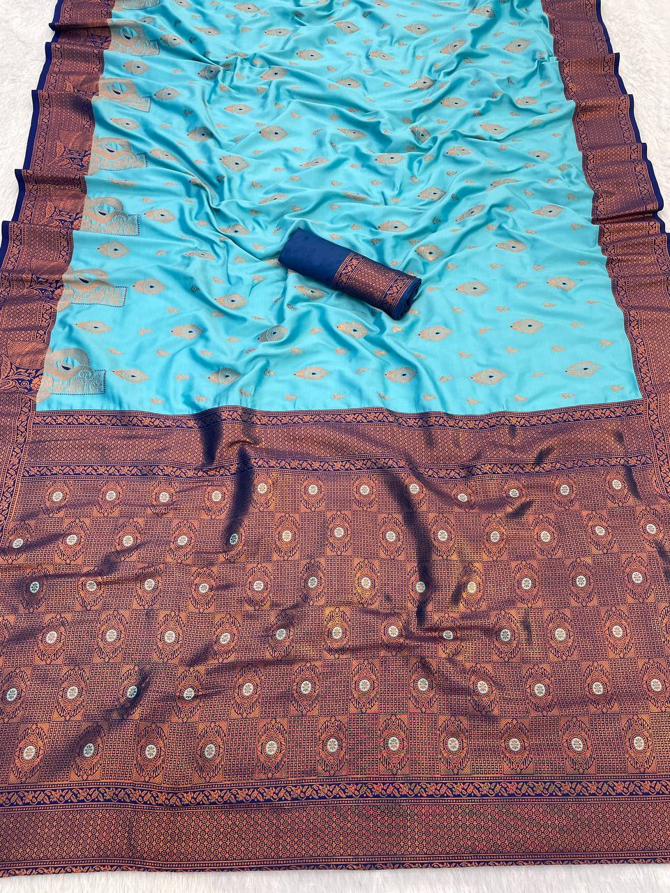 Demesne  Soft Banarasi Silk Saree With Effervescent Blouse Piece