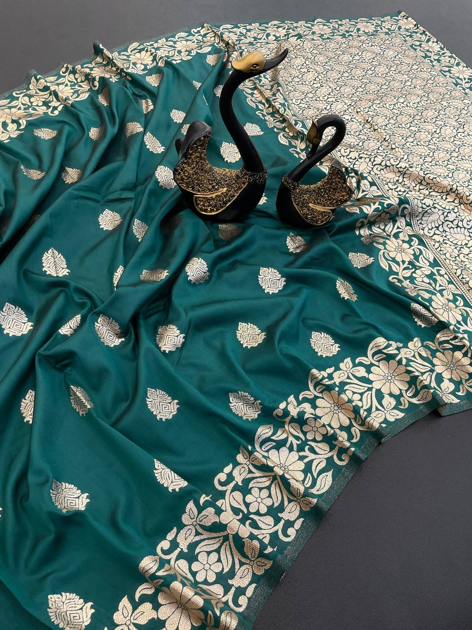 Radiant Soft Banarasi Silk Saree With Exquisite Blouse Piece