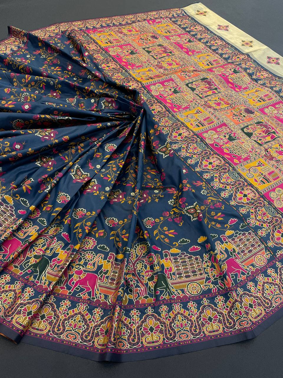 Hypnotic  Pashmina Saree With Preferable Blouse Piece