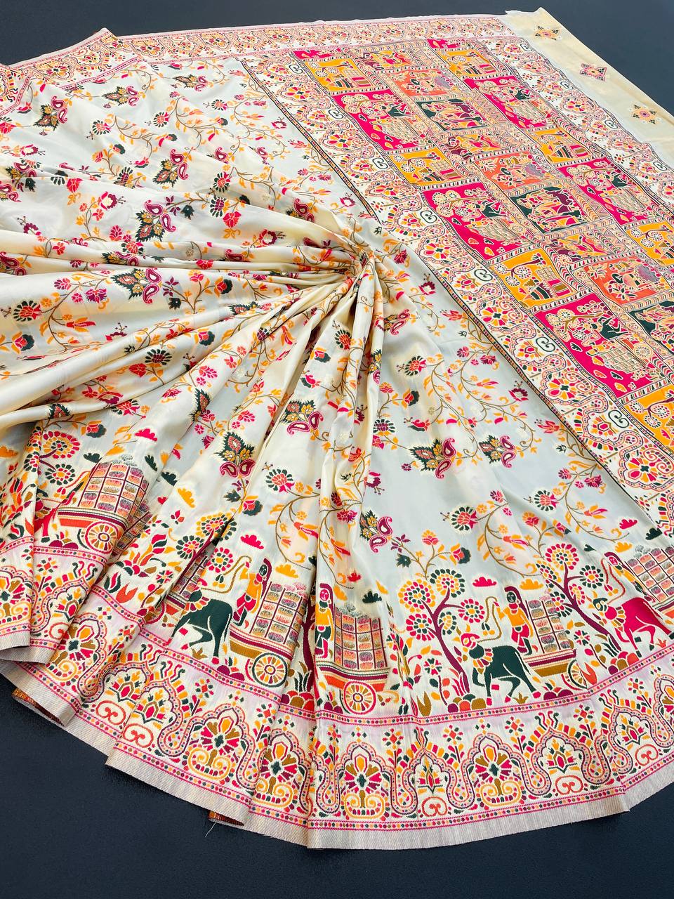 Redolent Rajwadi Pashmina  Saree With Embrocation Blouse Piece