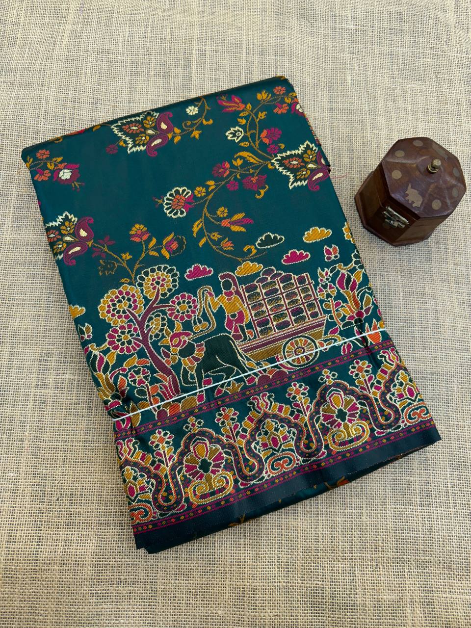 Hypnotic  Pashmina Saree With Preferable Blouse Piece