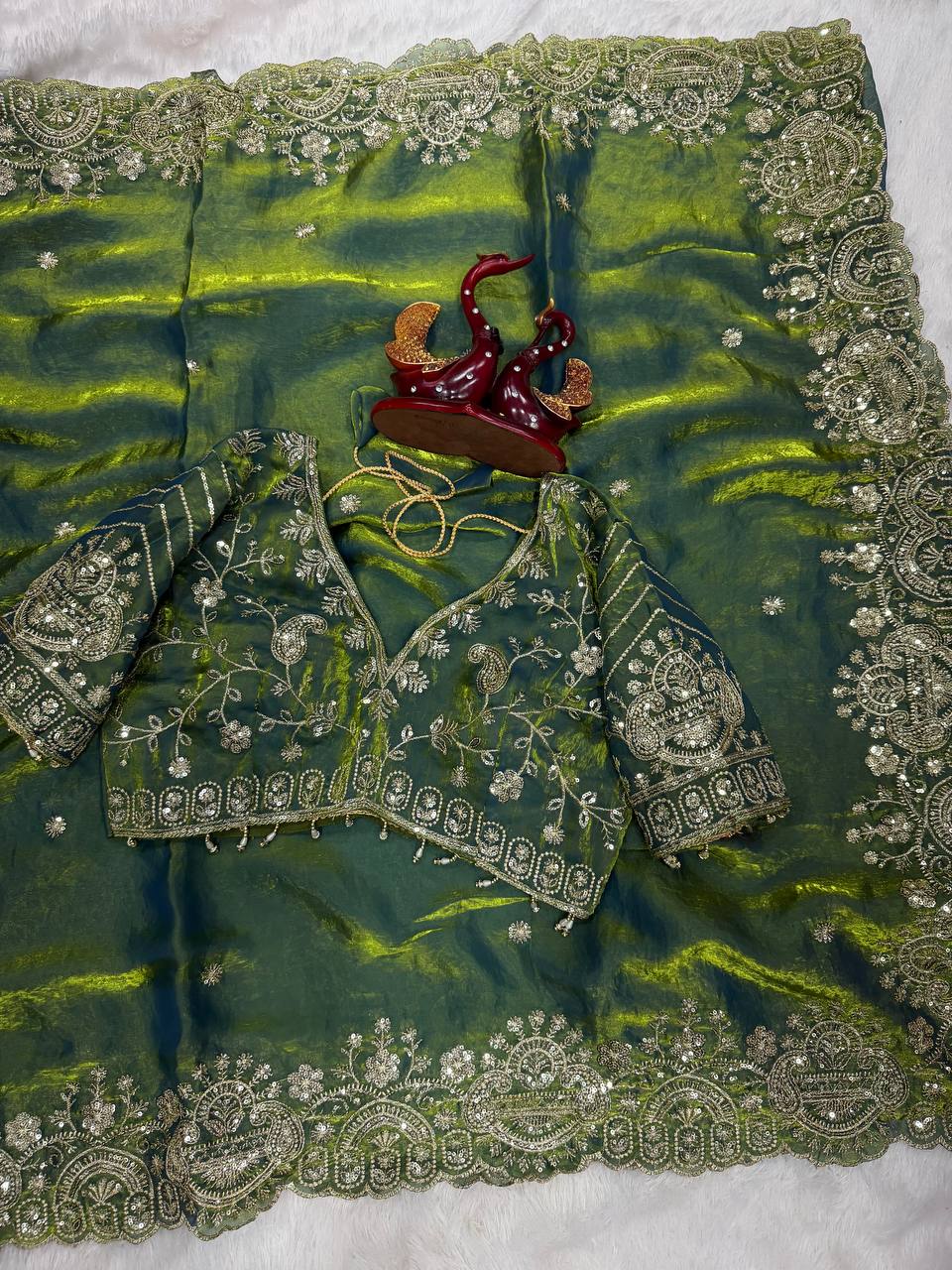 Myra Space Silk Saree - GREEN
