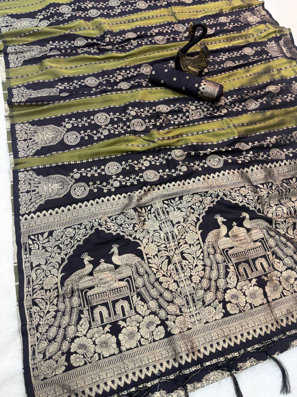 Majestic BLACK Banarasi Silk Saree with Intricate Meenakari-Style Zari Weaving