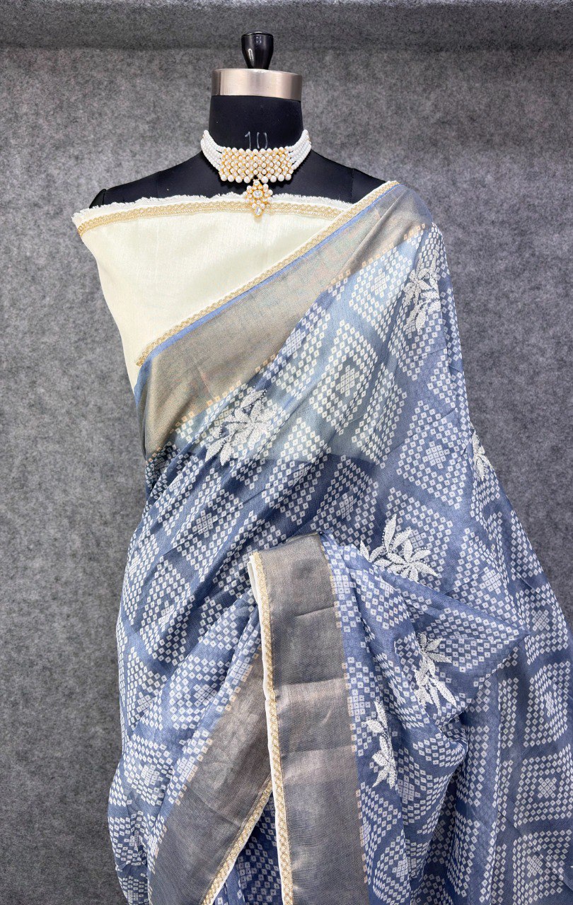 Elegant Printed Saree with Floral Buti Design  GREY& WHITE