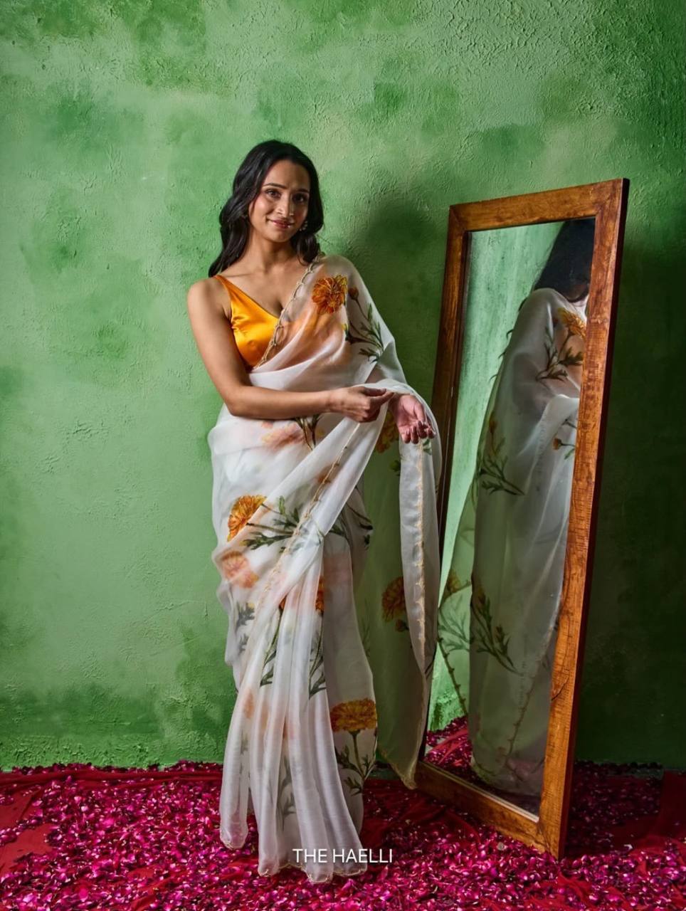 Elegant Floral Printed Tebby Silk Saree with Beads & Katdana Handwork – Designer Party Wear