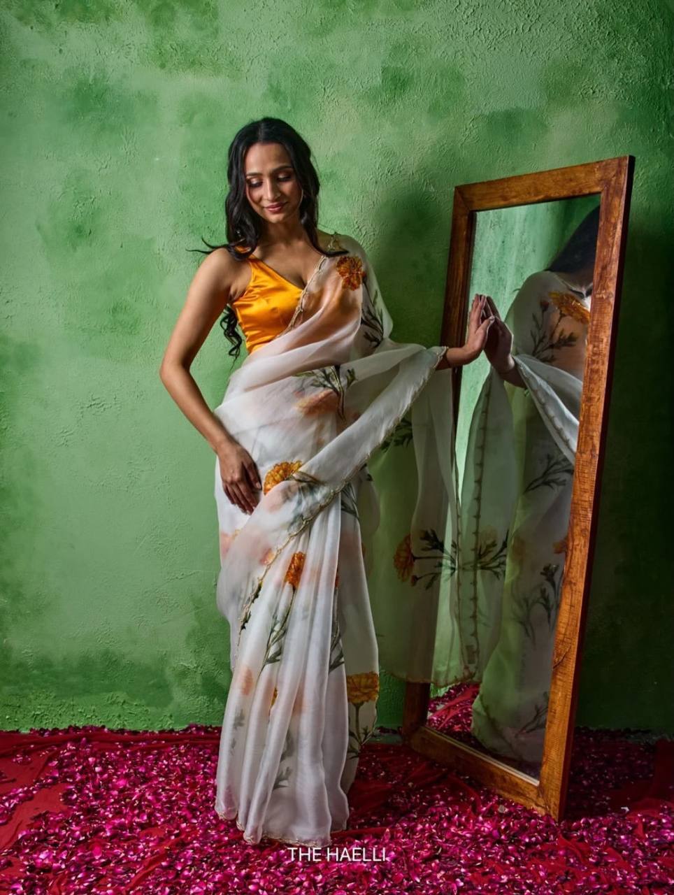 Elegant Floral Printed Tebby Silk Saree with Beads & Katdana Handwork – Designer Party Wear