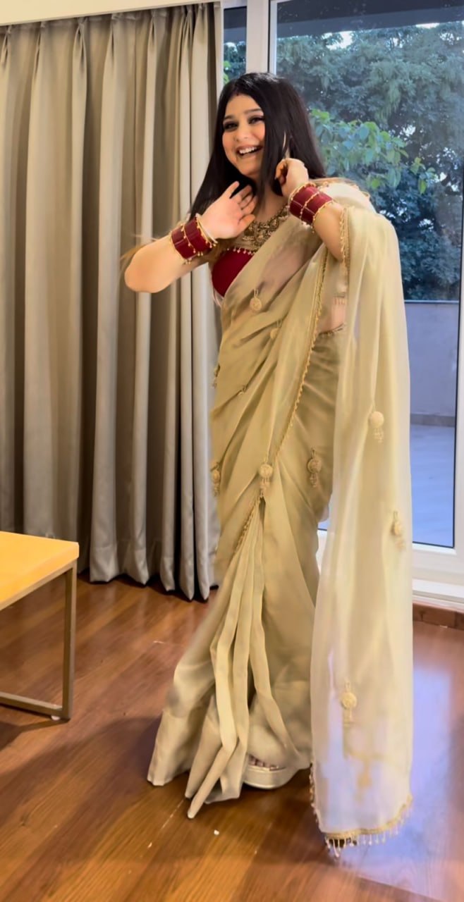 Elegant Fandy Satin Saree with Crystal Moti Lace & Handwork Latkan – Designer Party Wear