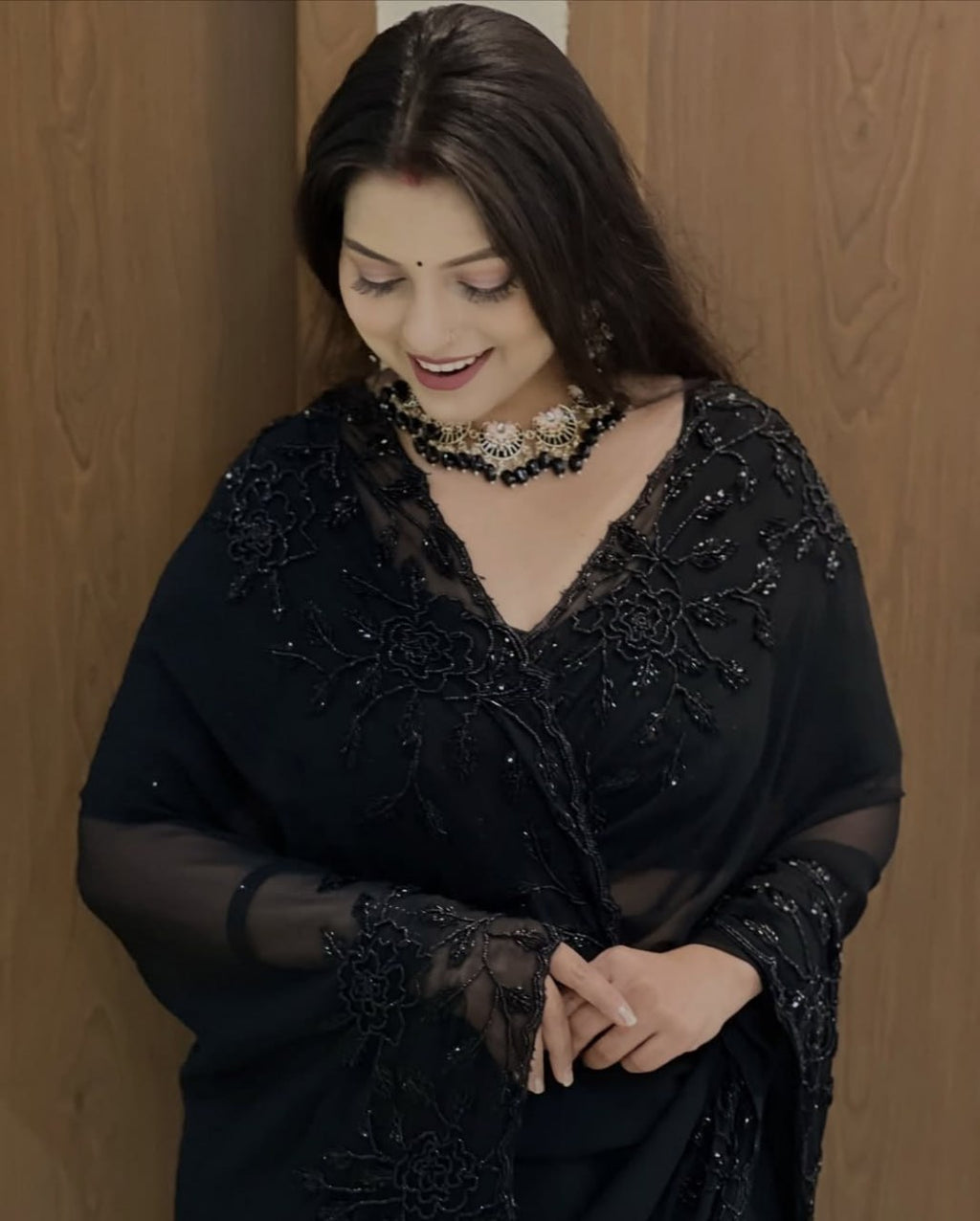 Designer Pure Fox Georgette Saree with Black Beads Work & Cutwork Border