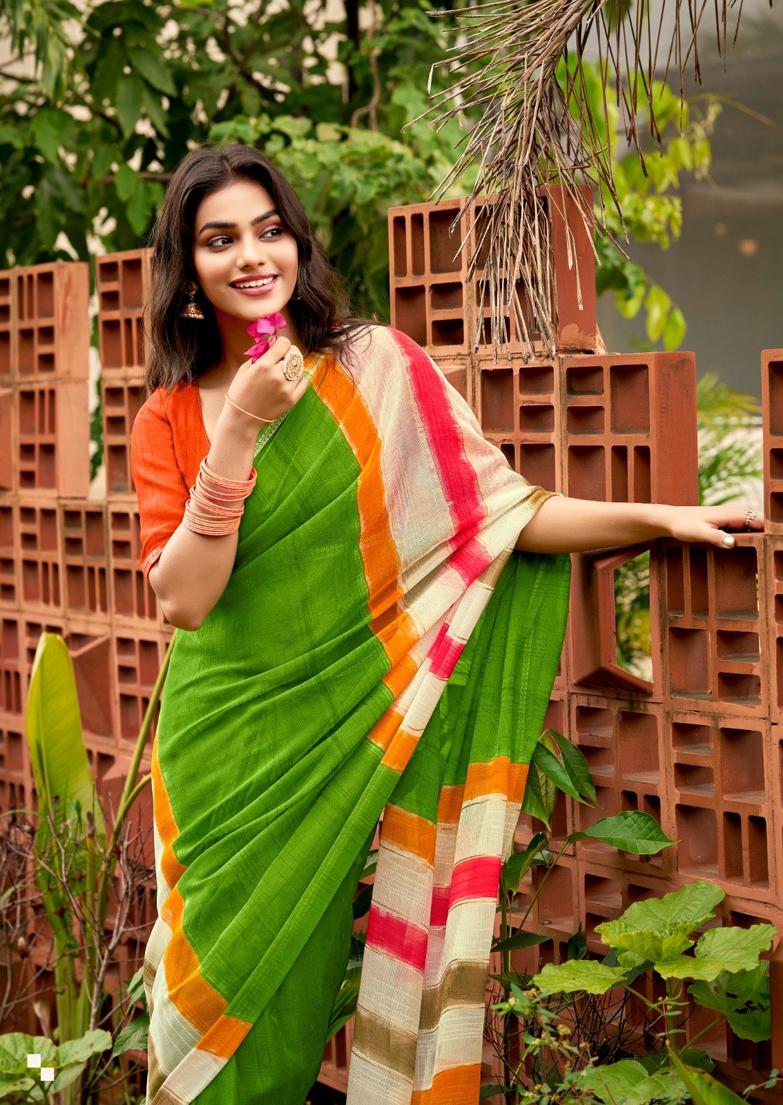 Graceful Chiffon Saree with Artistic Brush Print and Woven Border -PARROT